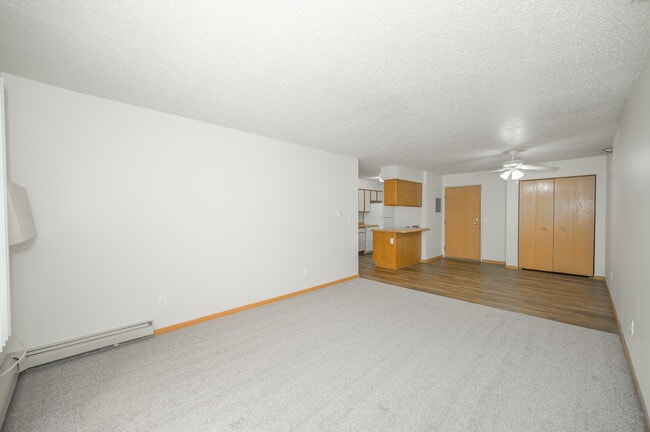 Photo - Oak Hills Manor