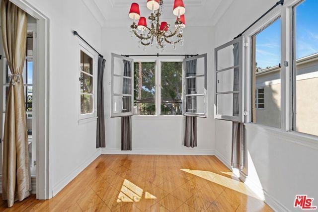 Photo - 460 N Harper Ave