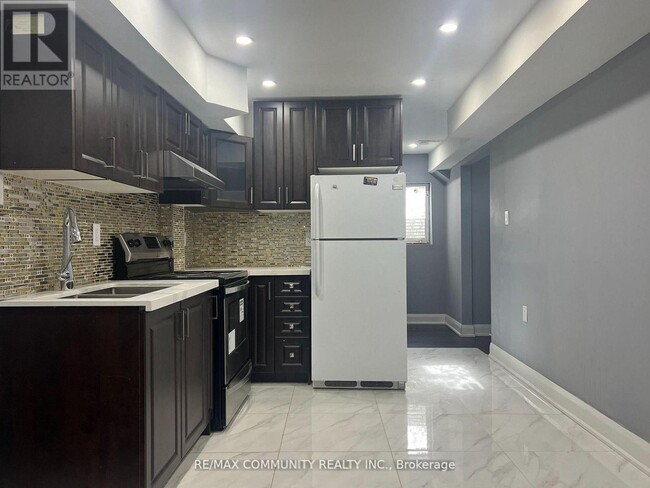 Photo - 1163 Ravenscroft Rd Unit Basement