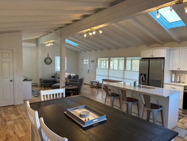 Photo - 6 Courtland Dr