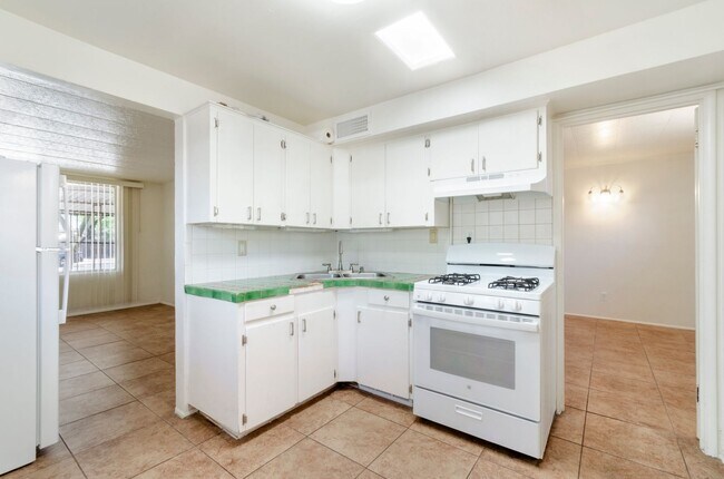 Photo - 3225 E Patricia St Unit 2