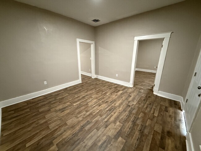 Photo - 741 E Trigg Ave