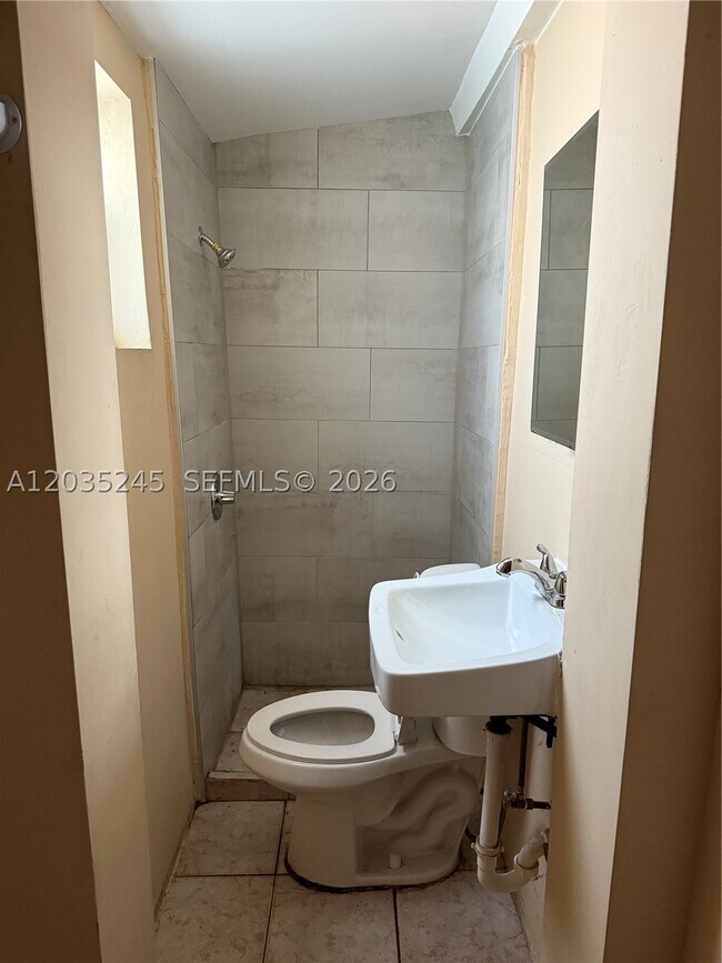 41 SW 7th St Unidad 1