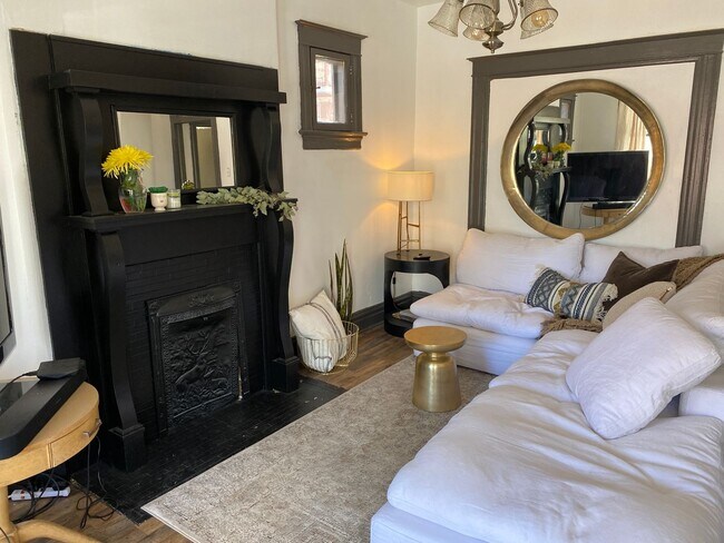 3106 Fife Ct Unit 1