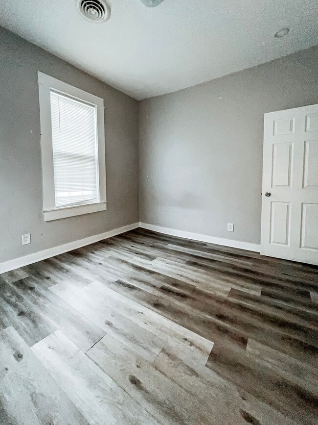 Photo - 606-608 S 5th ST Unit 606 S 5th ST