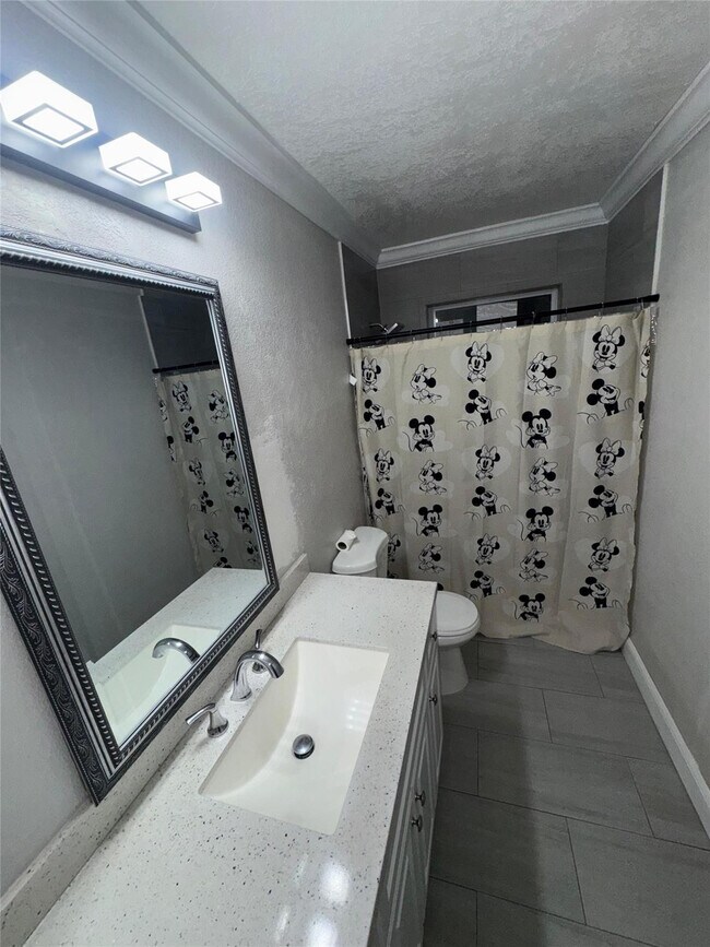 Photo - 2132 SW 12th Ct