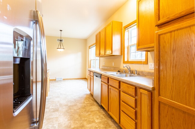 Photo - 6827 East Pass