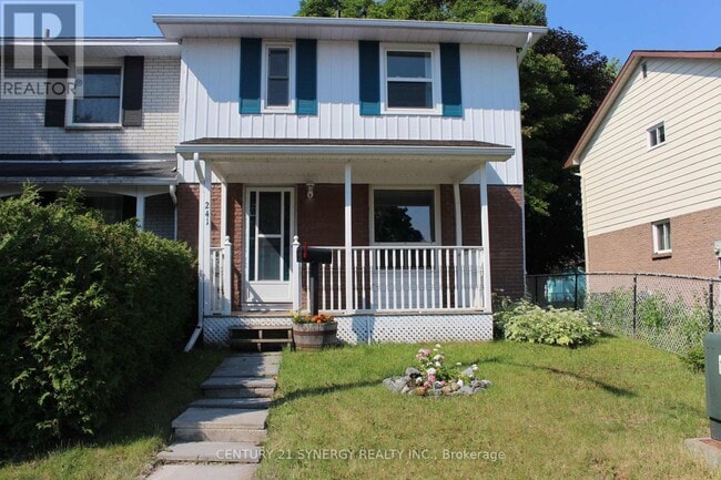 Photo - 241 Wilfred Crescent