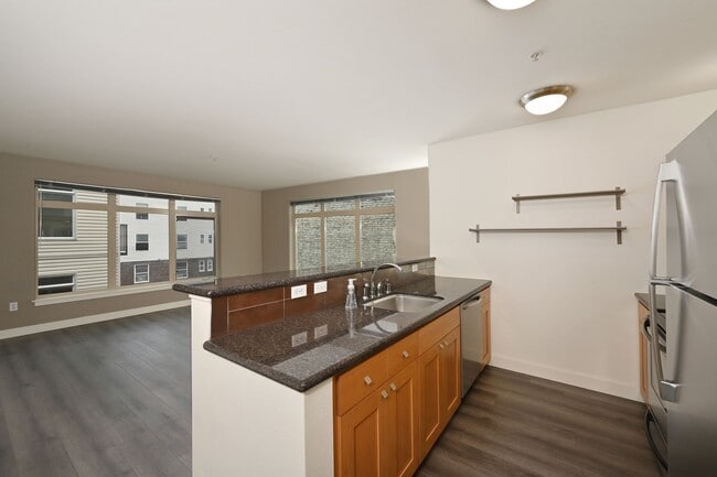 Photo - 1610 Belmont Ave Unit 513