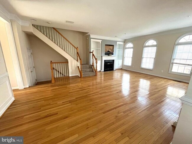 Photo - 1601 Leeds Castle Dr