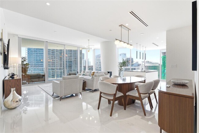 Photo - 300 Biscayne Blvd Way Unit 4007W