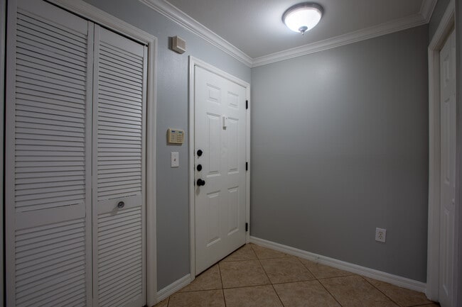Photo - 3591 Kernan Blvd S Unit 521