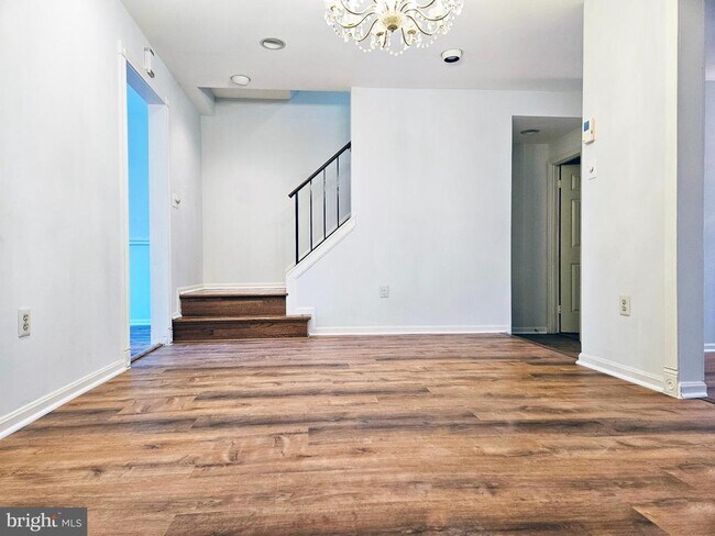 Photo - 3957 Hancock Forest Trail