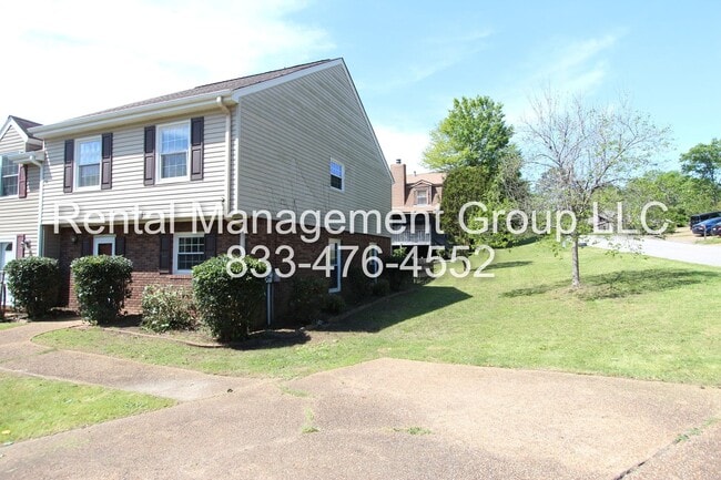 Photo - Newly Updated 3BR 2.5BA Townhome in Most C...