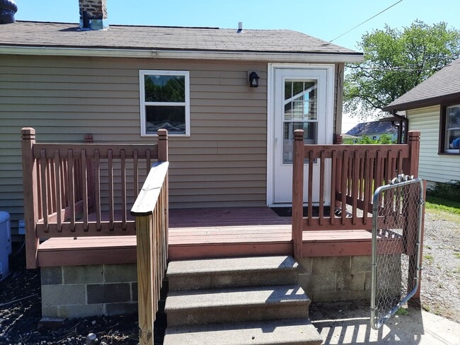 Photo - 514 S 31st St Unit 1