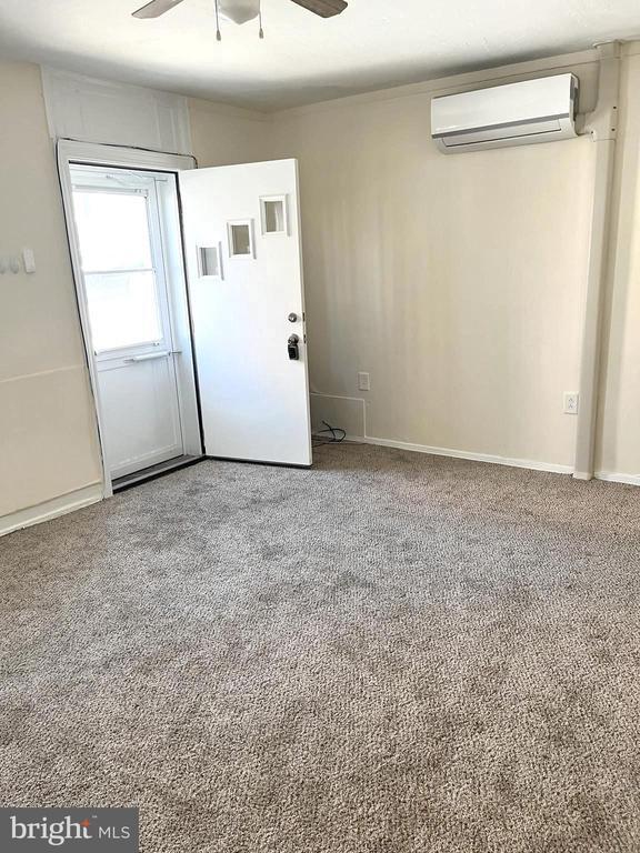 Photo - 145 Levering St