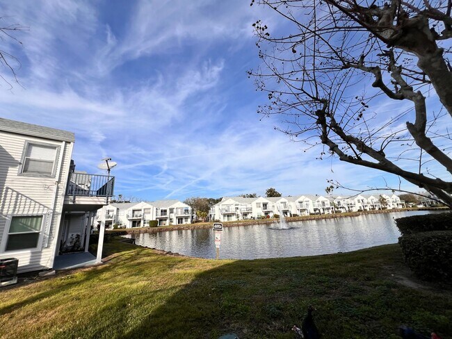 Photo - Woodgate Blvd, Unit 107 Unit 2536 Woodgate Blvd