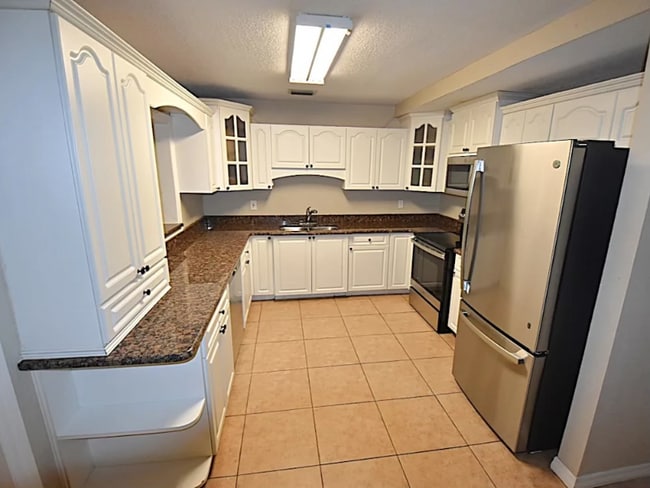 Photo - 6417 N Gomez Ave