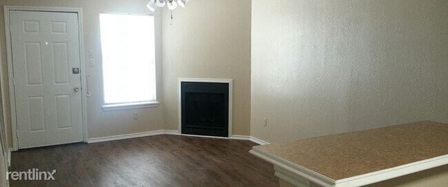 Photo - 2 br, 2 bath 4plex - 640 South Rogers Road...
