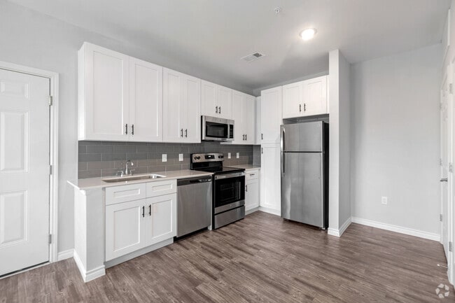 1 habitación, 1 baño - 622 pies cuadrados - Cocina/comedor - The Aurea