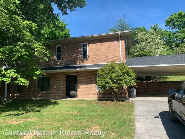 Apartments For Rent In Cleveland Tn Forrent Photo 3 Br 2 Bath House 1703 Woodmore Dr