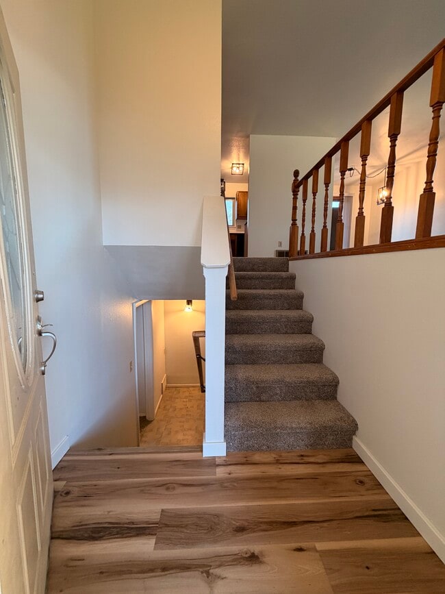 Photo - 2328 Apache St