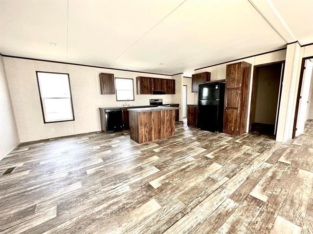 Building Photo - 830 Private Rd 701 Rental