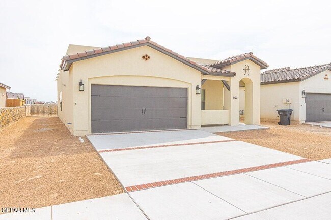 Photo - 803 Danby Ct