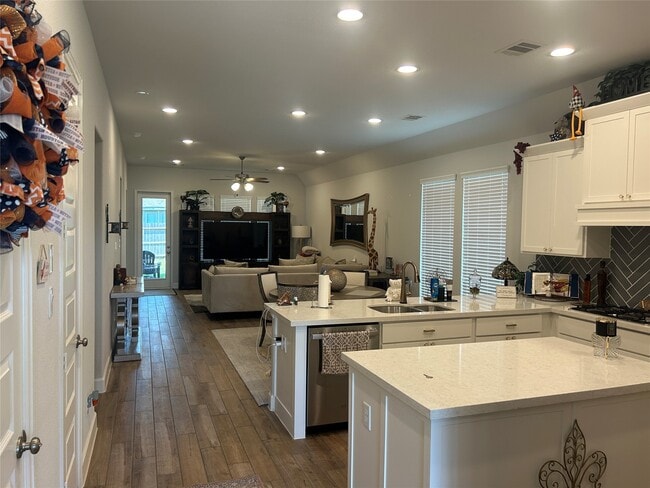 Photo - 42454 Quail Vly Ln