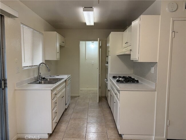 Photo - 16578 Montego Way