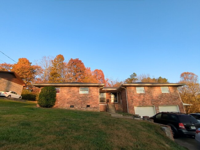 Photo - 4669 Cary Ln