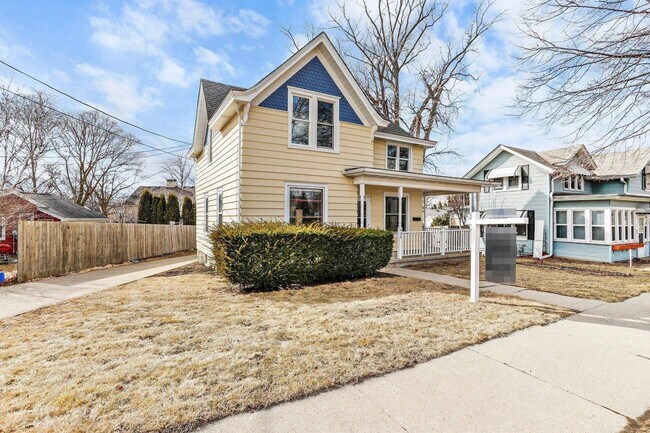 Photo - 426 College Ave Unidad Lower