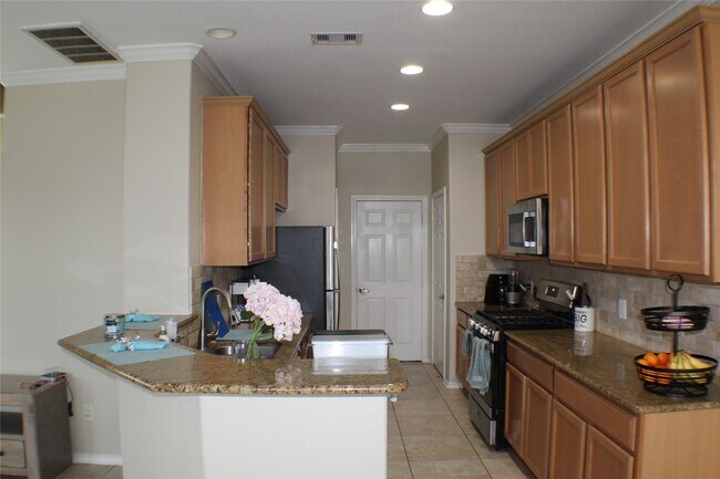 Building Photo - 6431 Densberry Ln Rental
