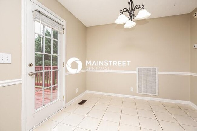 3 Bedroom Pet-Friendly Home in Murfreesboro, TN with Main Street Renewal