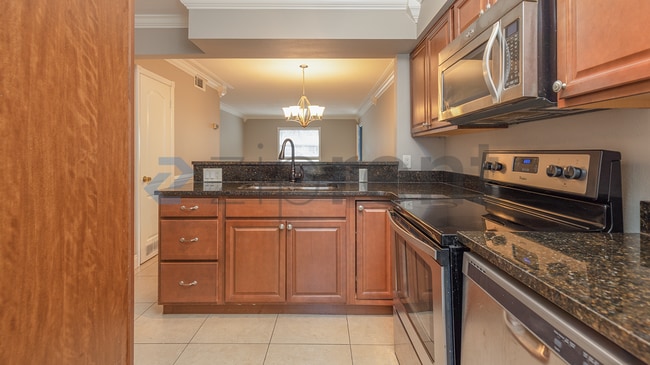 Photo - 1123 Elmwood St