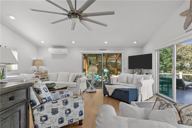 48 Therien Rd