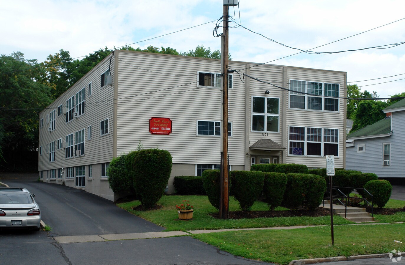 Northcourt Apartments - Northcourt Apartments