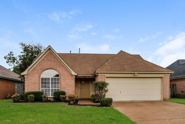 Building Photo - 9407 Garden Woods Dr Rental