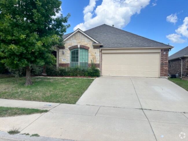 Building Photo - 9000 Heartwood Dr Rental