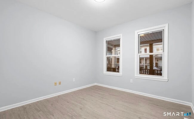 301 Poplar St