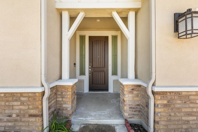 Photo - Stunning 4 bedroom 3 bath home in Summer Wind Trail Community