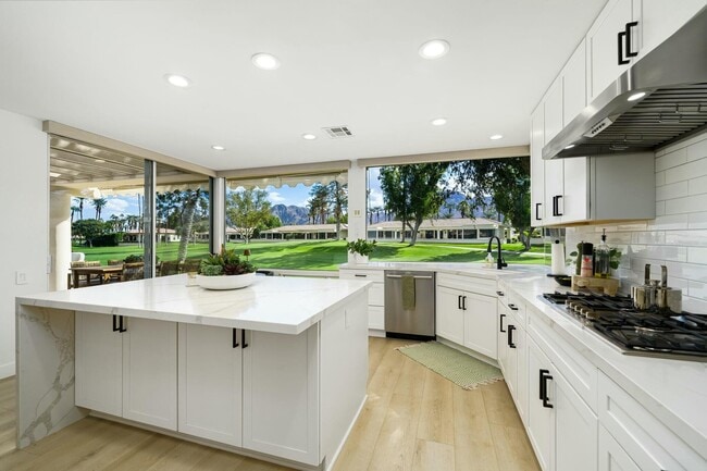 Photo - 75405 Riviera Dr