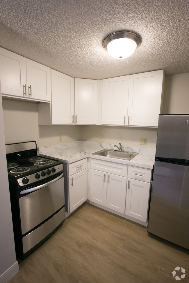 Kitchen - Lakeview Tower-62+ Community Rental