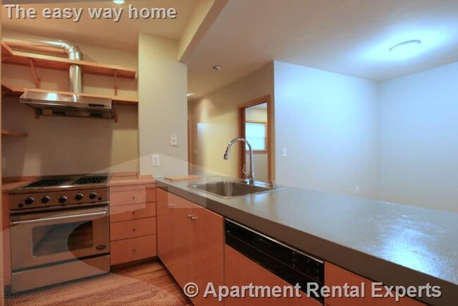 Photo - 132 Columbia St