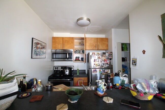 Photo - Newly renovated one bedroom unit in a great location in Brewerytown Unit 2