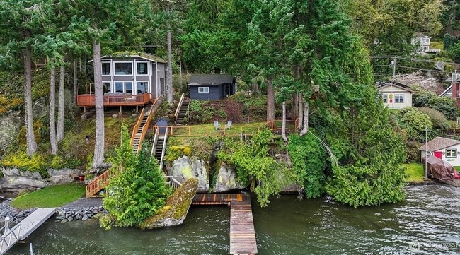 Photo - 2562 Lake Whatcom Blvd