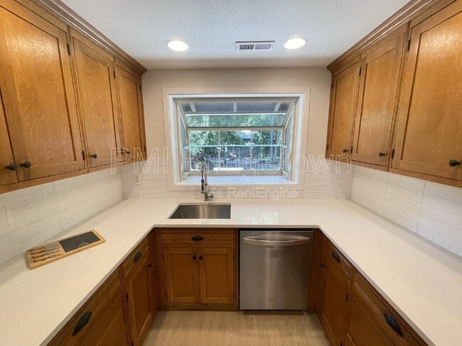 Photo - 5133 SW Timbergrove St