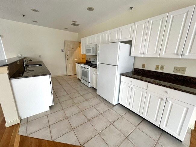 Photo - 31 Channing St Unit 1