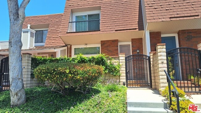 Building Photo - 13055 Mindanao Way Unit 3 Rental