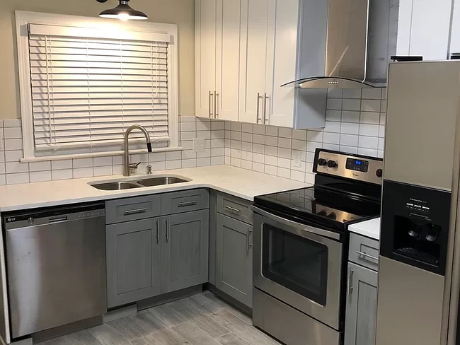 Kitchen - 2016 Kensington Dr Unit Plaza Midwood Apartment